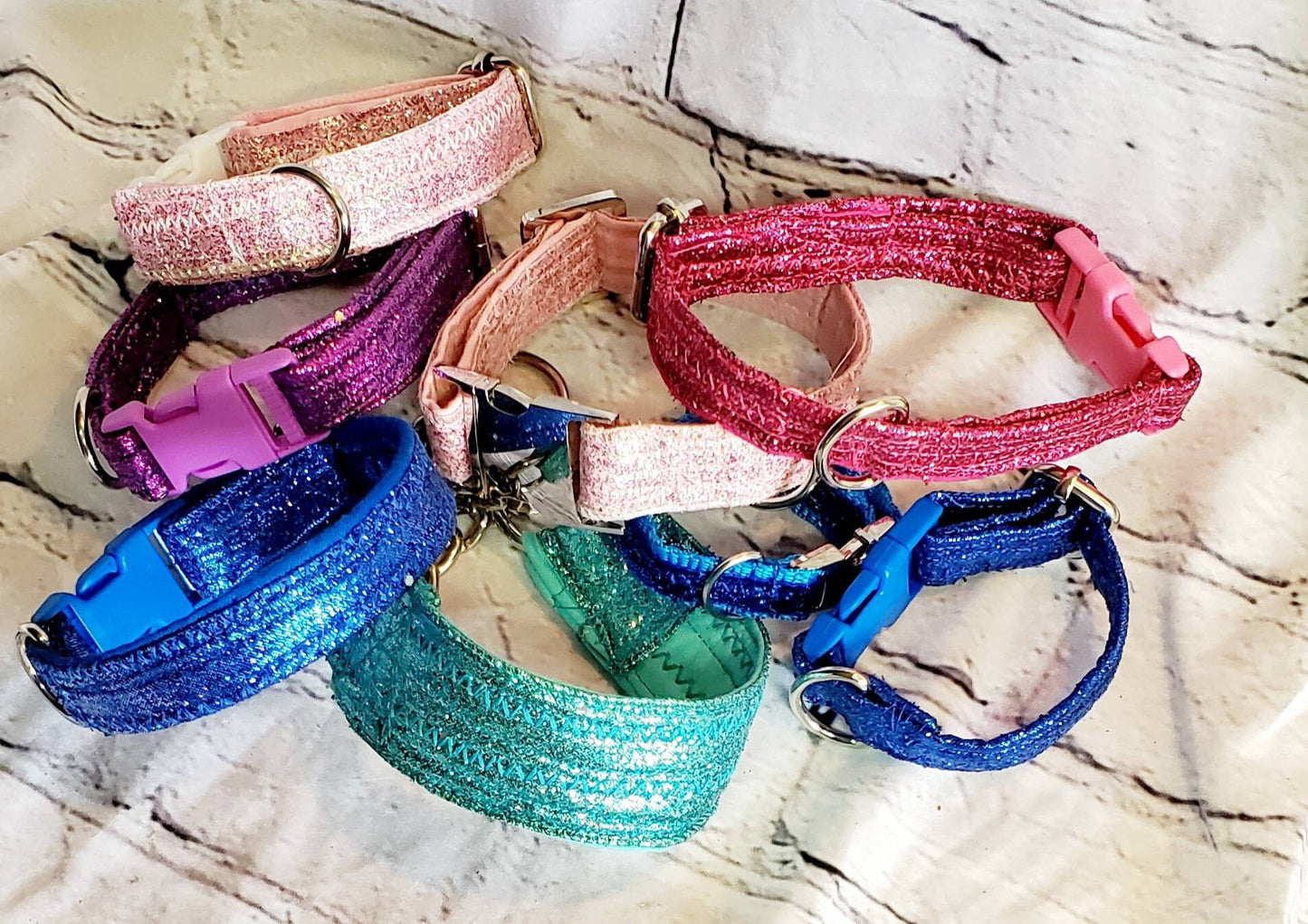 Glitter Pet collars, adjustable glitter dog collars, glitter cat collars, sparkle pet collars, pink blue fushia aqua red pet collars purple