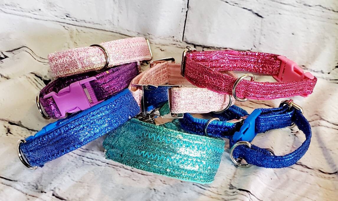 Glitter Pet collars, adjustable glitter dog collars, glitter cat collars, sparkle pet collars, pink blue fushia aqua red pet collars purple