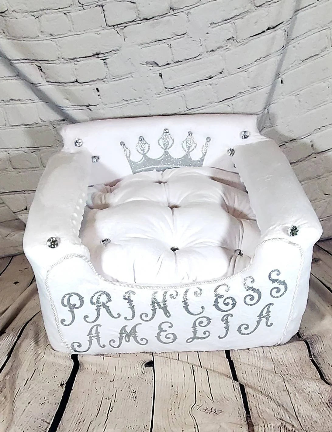 Princess Pet Bed, Princess Cat Bed, Princess dog bed, crown pet bed, crown cat bed, prince bed, Luxury Princess pet bed, pink pet bed