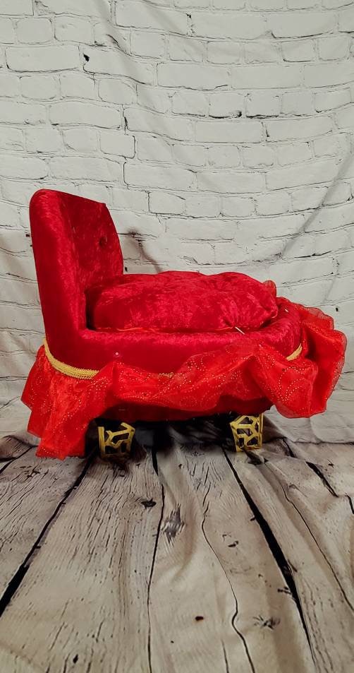 Royalty pet bed, velvet pet bed, royalty pet furniture, dog bed, pet bed, pet chair, king pet bed, dog pet bed with legs, luxury pet bed