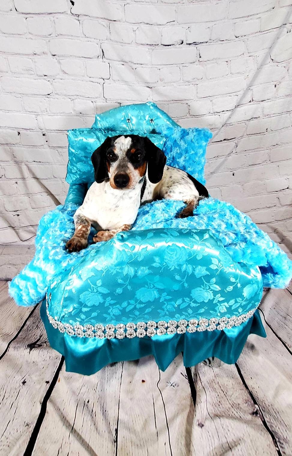 Custom Pet Bassinet, Puppy Bassinet, puppy bed, pet headboard bed, satin puppy bed, bassinets for dogs, Bassinet for puppies, pet bassinets