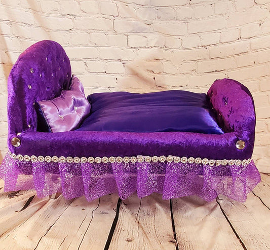 Custom Pet Bassinet, Puppy Bassinet, puppy bed, pet headboard bed, velvet plush bed, bassinets for dogs, Bassinet for puppies, pet bassinets