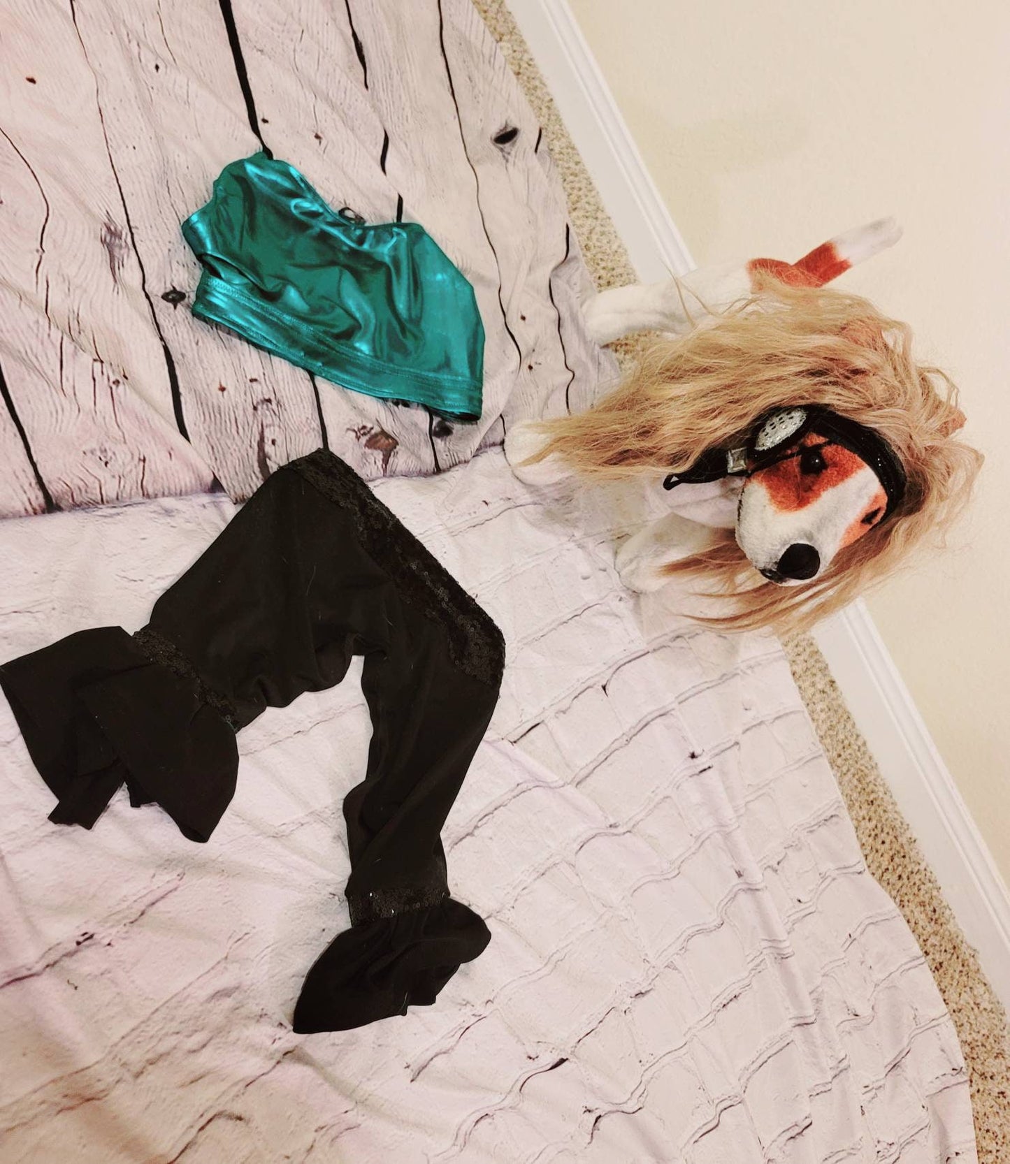 Britney Spears pet costume replica, Britney 'crazy' pet costume, Britney Green pet costume, Britney dog costume, Britney spears cat costume