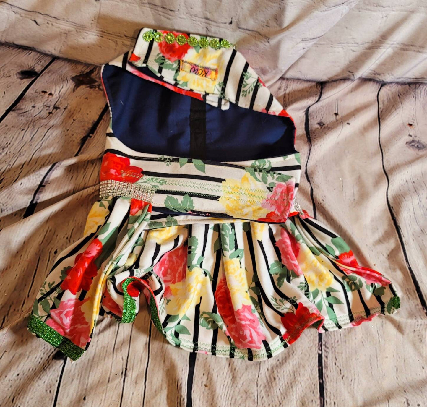Flower Pet harness dress, flower dog harness dress, flower Pet dress, flower dog dress, flower cat dress, harness Pet dresses, dog harness