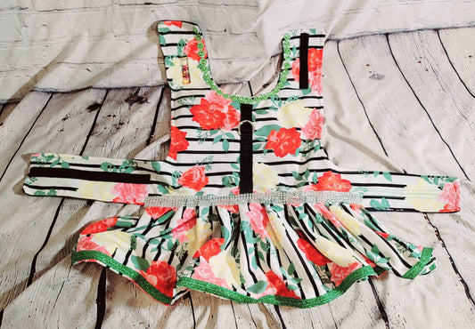 Flower Pet harness dress, flower dog harness dress, flower Pet dress, flower dog dress, flower cat dress, harness Pet dresses, dog harness