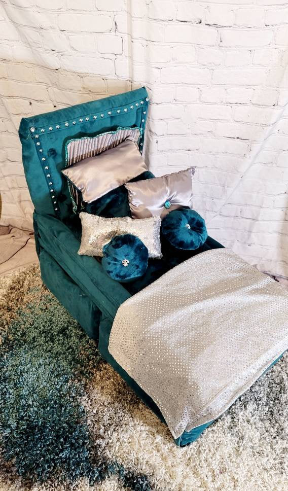 Upholstery pet bed, teal pet bed, storage pet bed, Upholstery dog bed, luxury dog bed, luxury pet bed, Upholstery pet furniture, pet beds