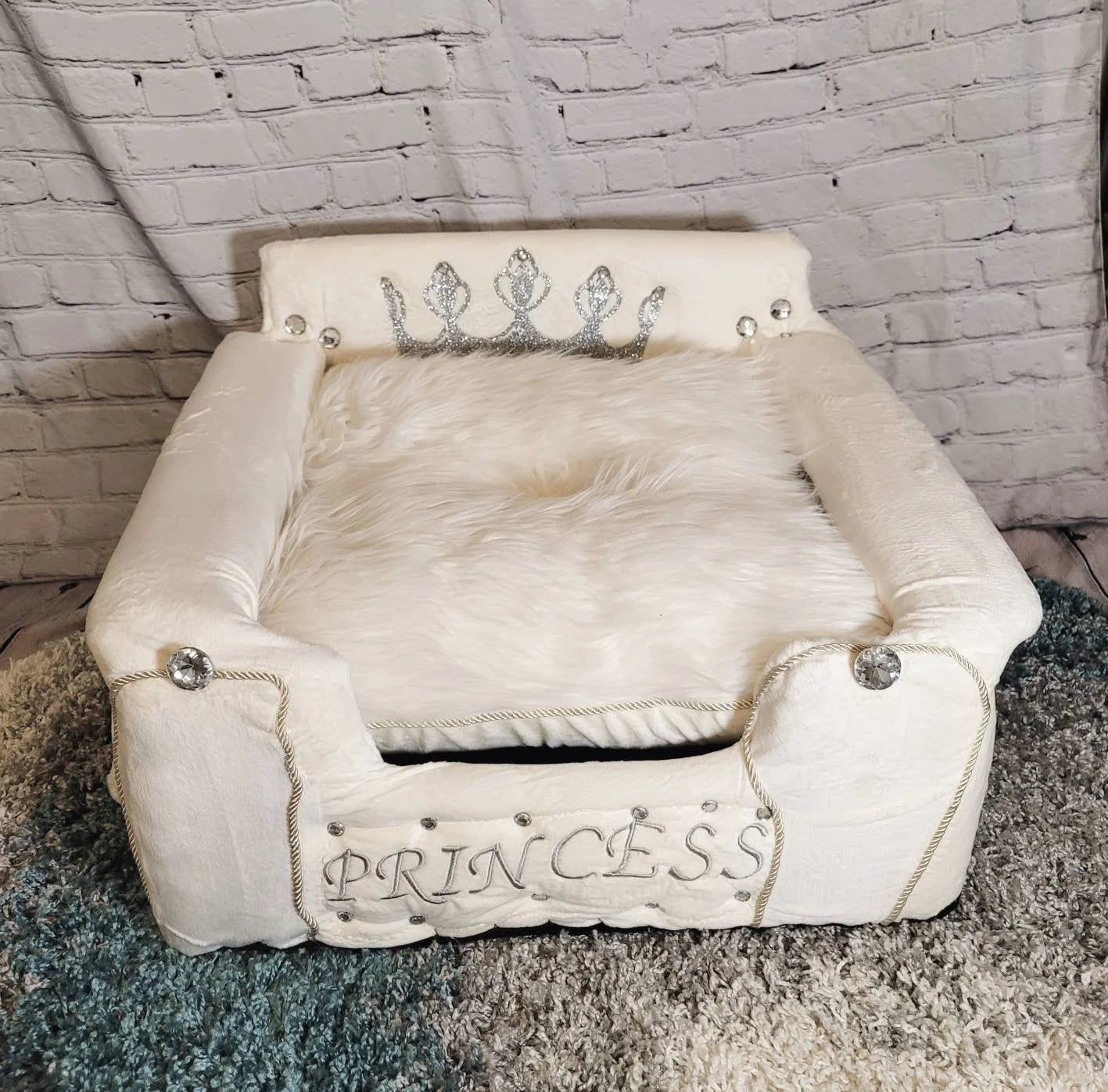 Princess Pet Bed, Princess Cat Bed, Princess dog bed, crown pet bed, crown cat bed, prince bed, Luxury Princess pet bed, pink pet bed