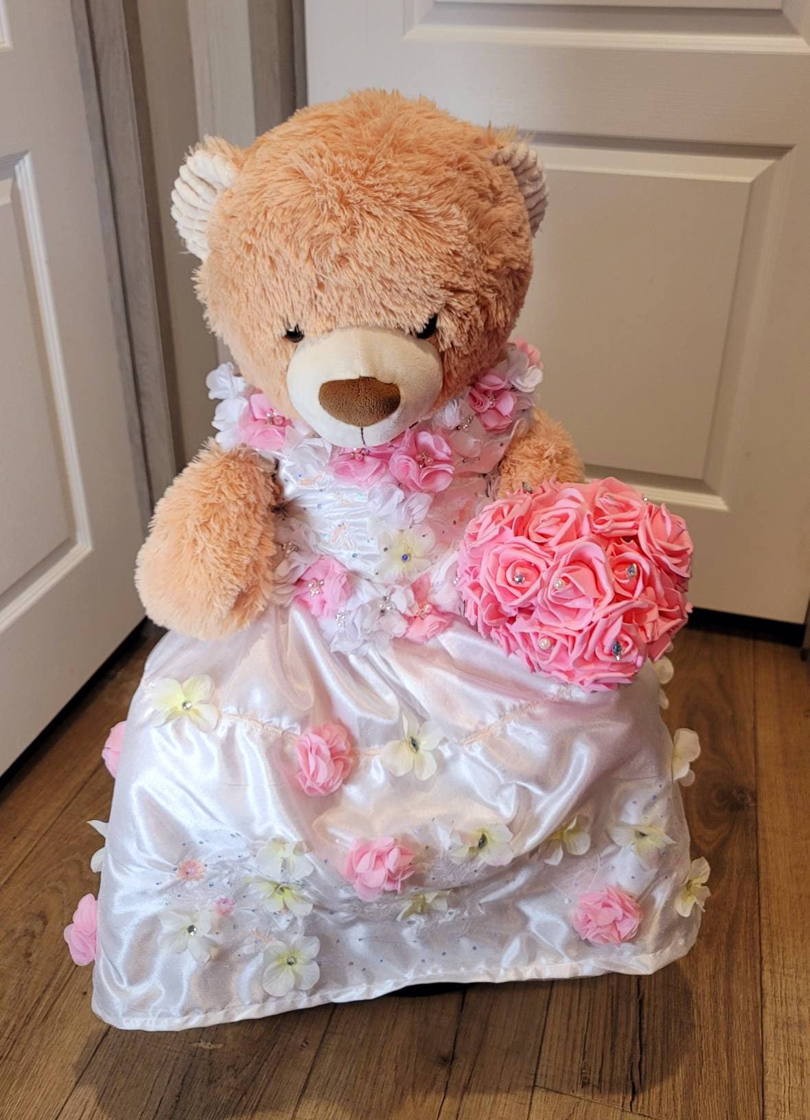 Last teddy bear dress for Quinceanera, last bear dress, quinceanera bear dress