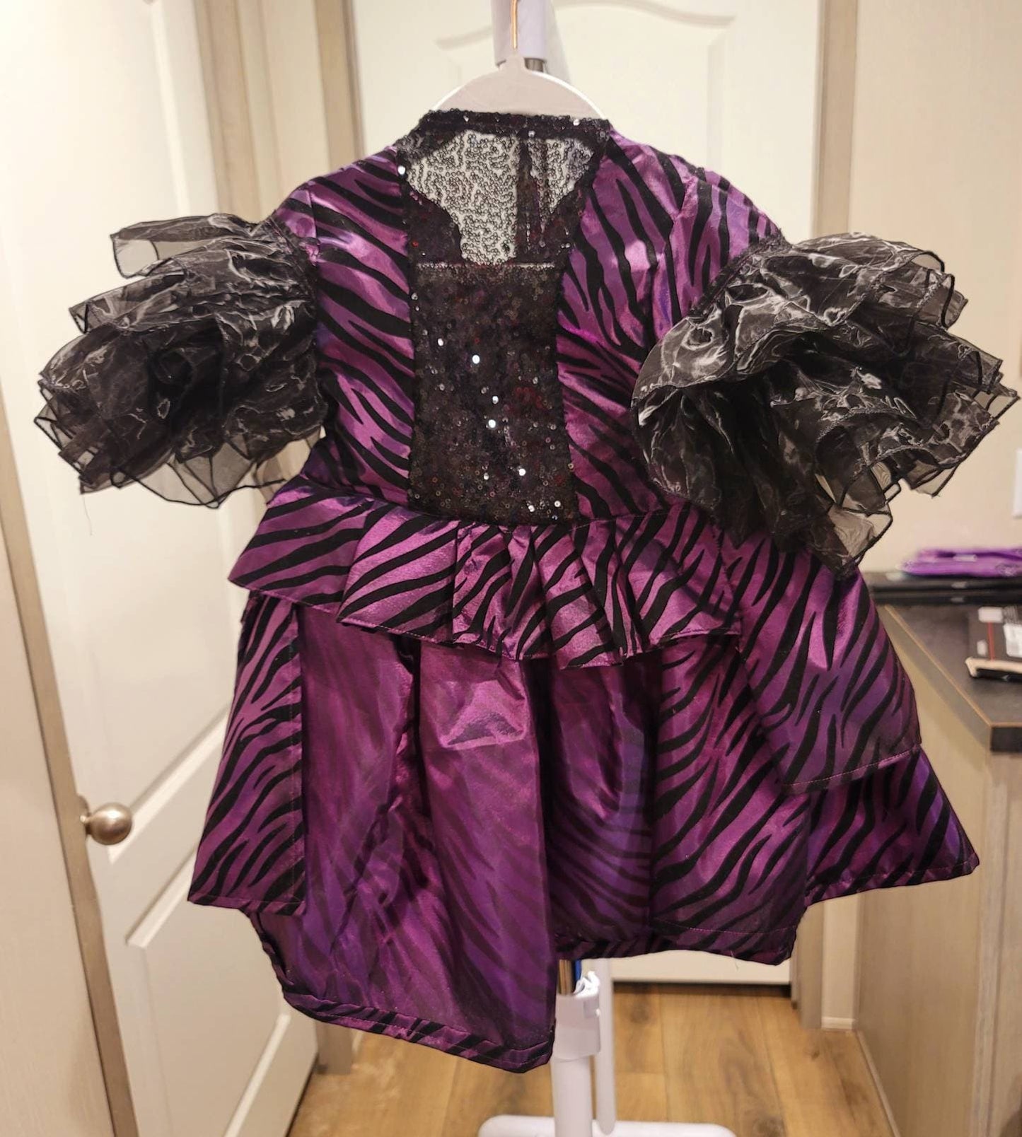 Zebra purple pet dress, 80's Pet Prom Dress, 80's Dog prom dress, 80's cat prom dress, 80'Pet Costume, 80's pet dresses, zebra pet prom