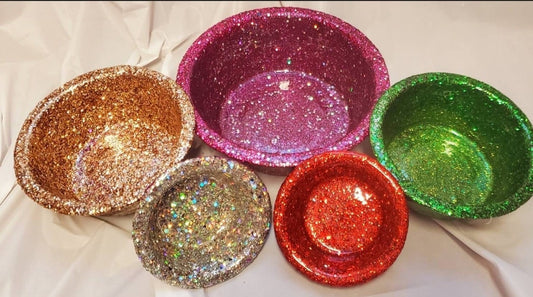 Glitter water bowls, cat water bowl, dog water bowl, glitter personalize pet bowl, epoxy resin pet bowls, glitter Pet bowls, personalize pet