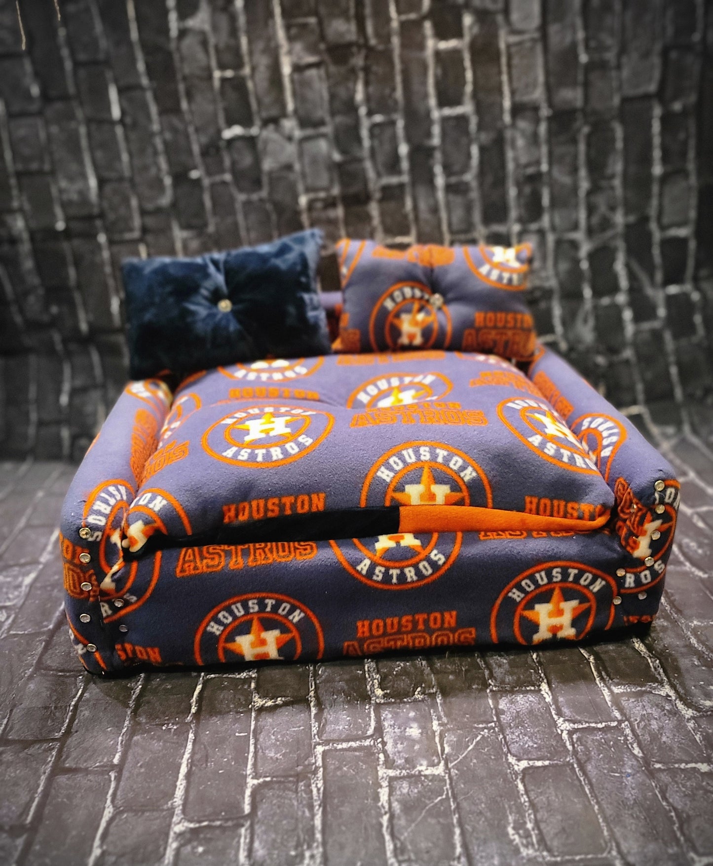Houston Astros Pet Loveseat Couch, Houston Astros Pet bed, Houston Astros dog cat couch, dog bed, pet couch, dog couch, dog love seat