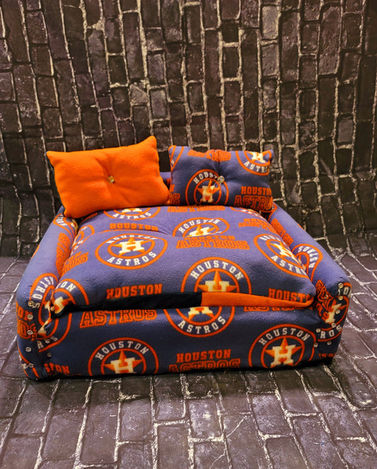 Houston Astros Pet Loveseat Couch, Houston Astros Pet bed, Houston Astros dog cat couch, dog bed, pet couch, dog couch, dog love seat