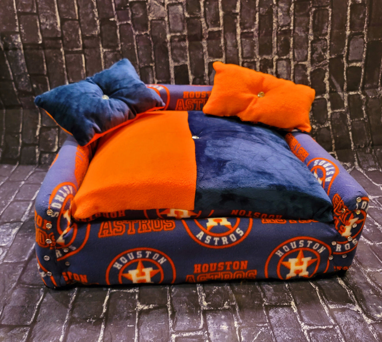 Houston Astros Pet Loveseat Couch, Houston Astros Pet bed, Houston Astros dog cat couch, dog bed, pet couch, dog couch, dog love seat