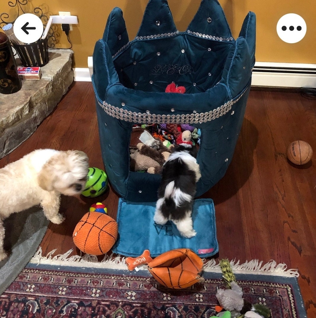 Crown Pet Play Pen, Crown dog play pen, Crown pet toy box, dog play pen, dog toy box, Crown pet house, Crown dog house, cat play pen