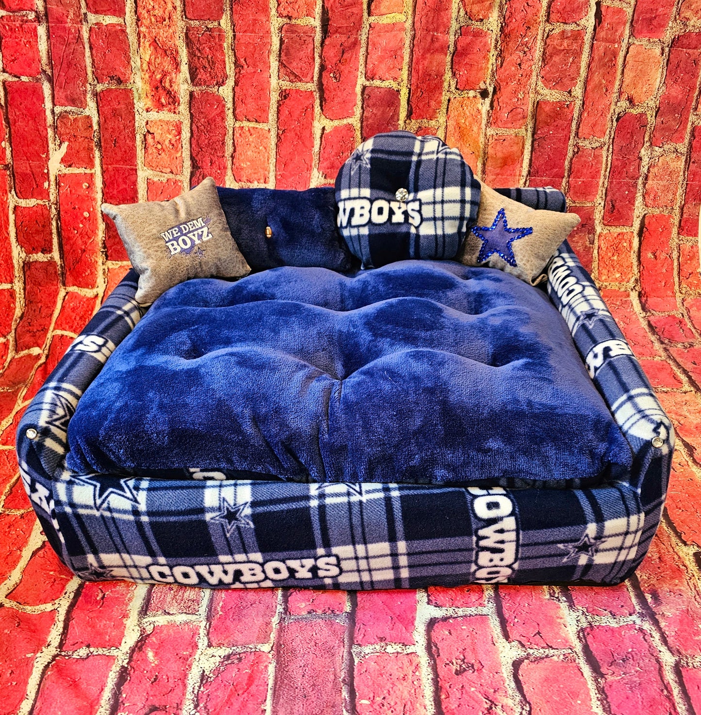 Dallas Cowboys Pet Couch, Dallas Cowboys Dog Couch, Dallas Cowboy Cat Couch, Dallas Cowboys furniture for pets, Dallas Cowboys Pet Bed
