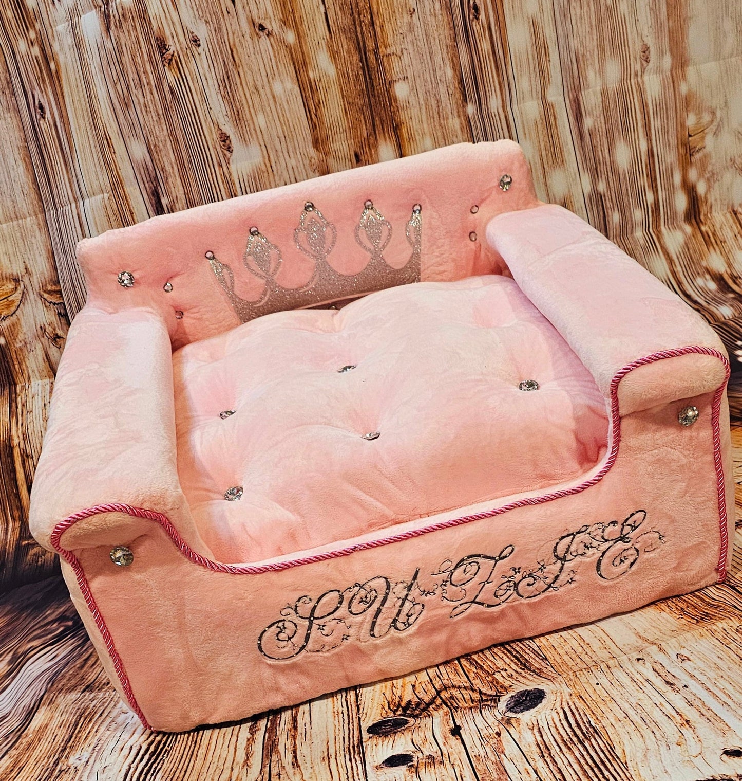 Personalize embroidered pet bed, crown personalize pet bed, pink dog bed