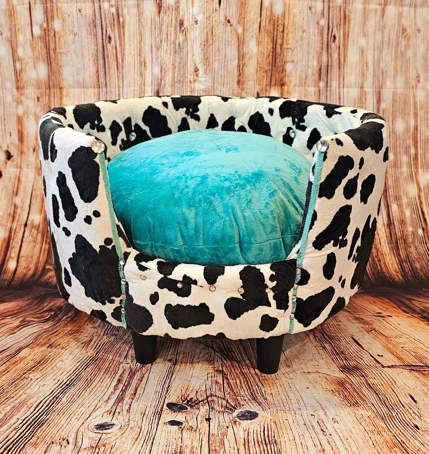 Cow print luxury Pet bed, Cow pet bed, Moo Cow Pet bed, Cow luxury dog bed, Cow print pet furniture, country pet bed, round pet bed