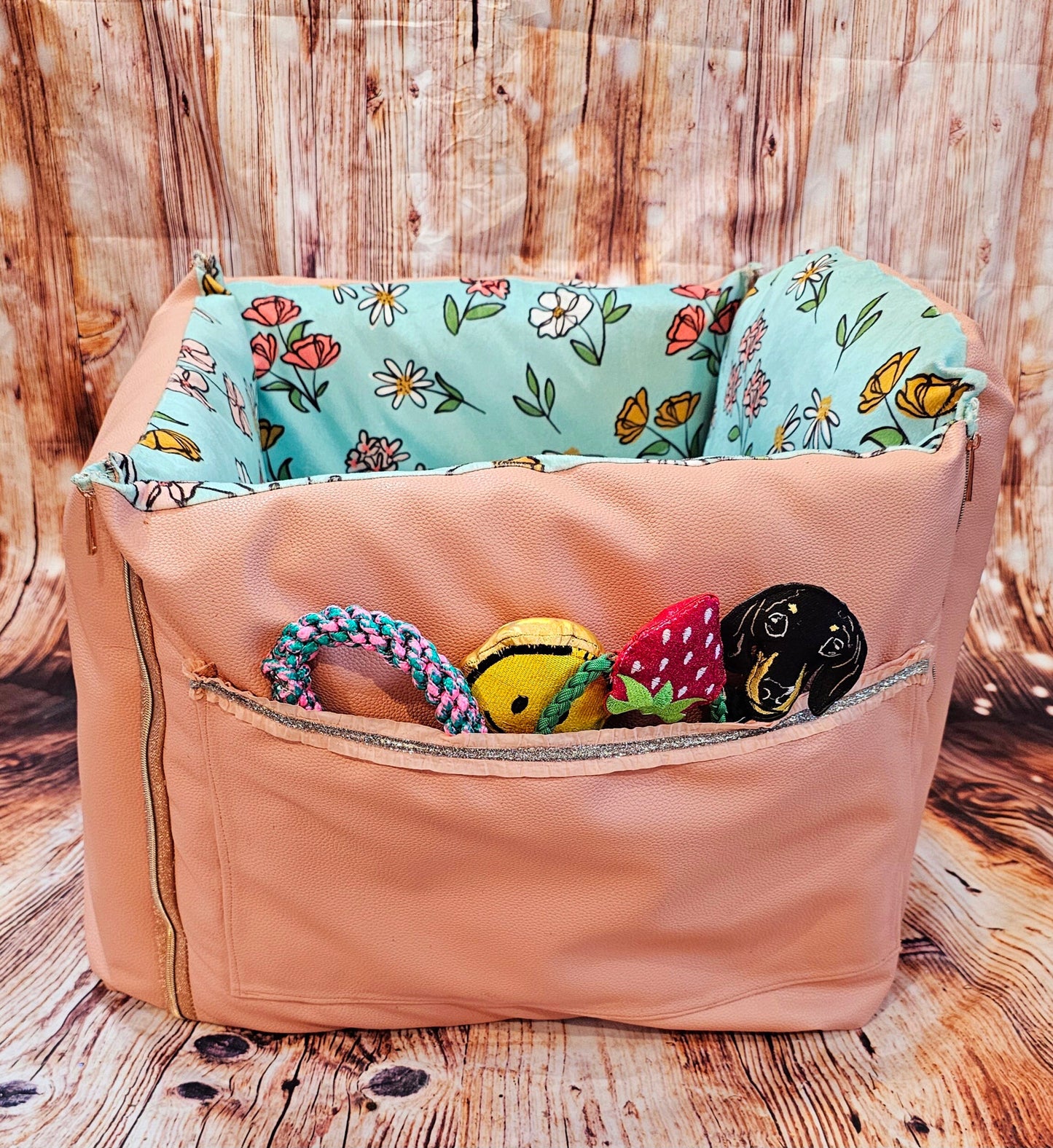 Flower Pet Booster seat, Pink pet booster seat, Dog booster seat, Pet car seat, pet car seat, pet storage car seat, pink dog car seat