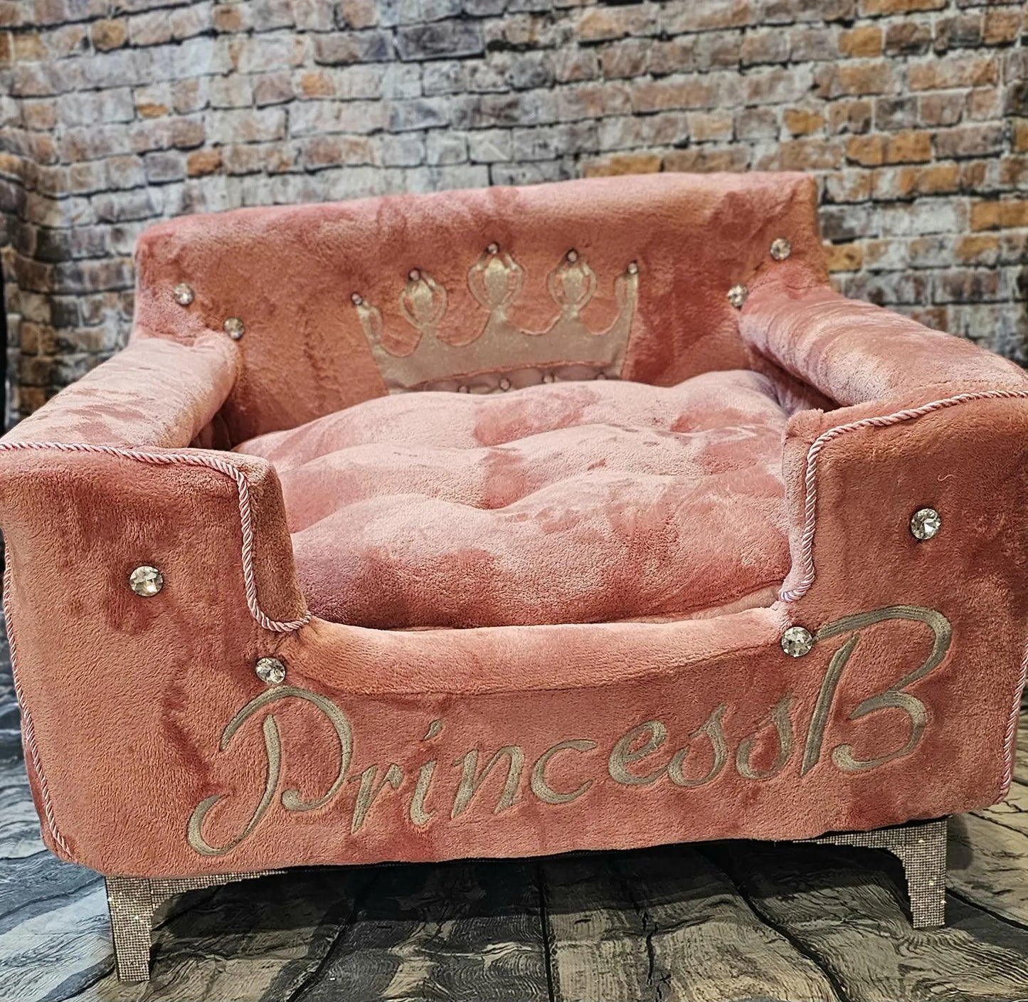 Princess Pet Bed, Princess Cat Bed, Princess dog bed, crown pet bed, crown cat bed, prince bed, Luxury Princess pet bed, pink pet bed