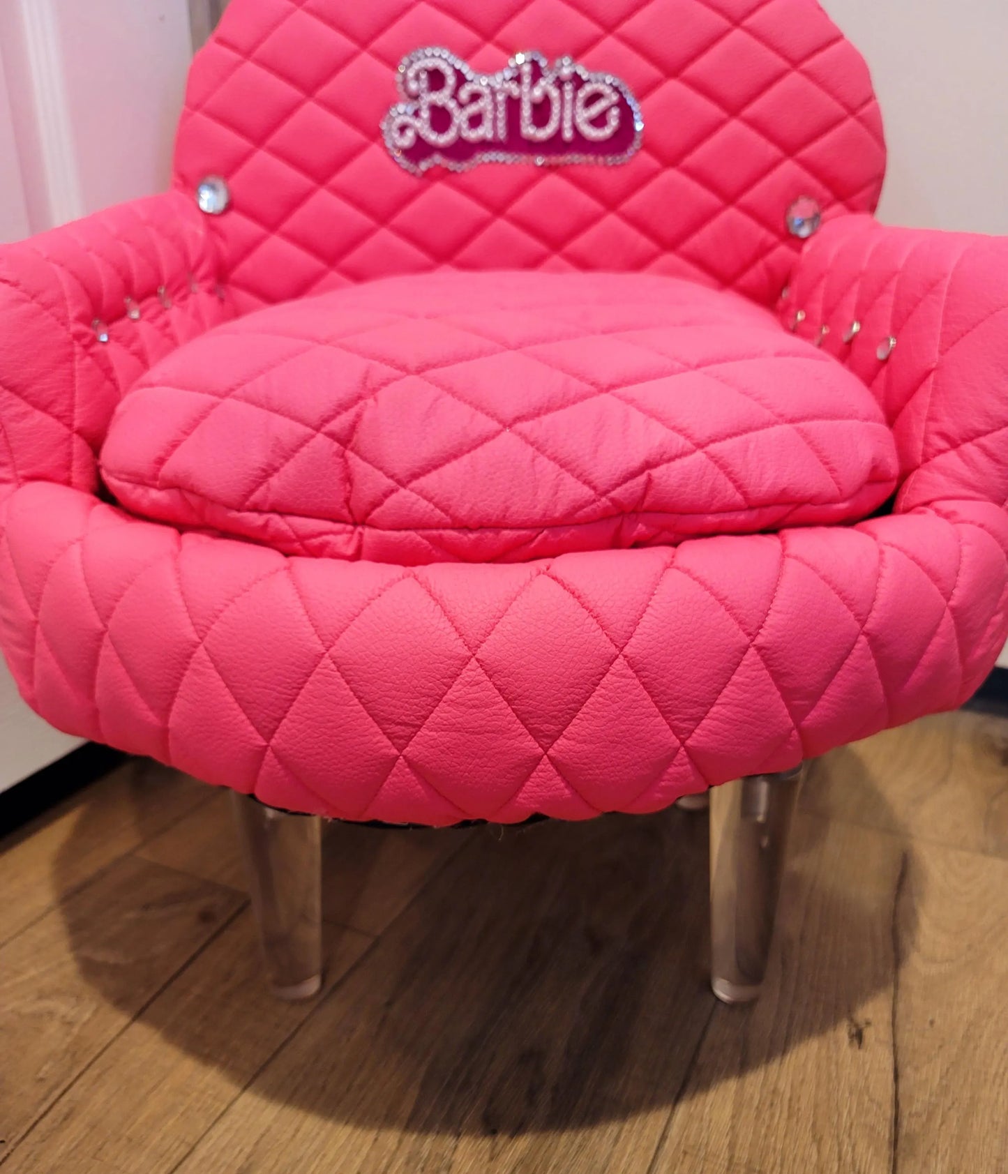 Pink Barbie pet bed, pink dog bed, Hot pink pet bed, luxury pet bed, arclic leg pet bed, leather pet bed, luxury dog bed, personalize dog