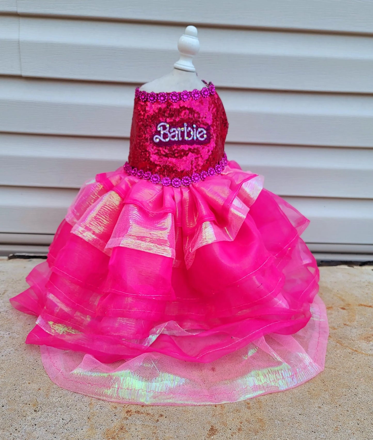 - Pink doll pet costume, Barbie sequin pink pet costume, dog barbie pink pet costume, wig pet costume, replica Barbie pet costume