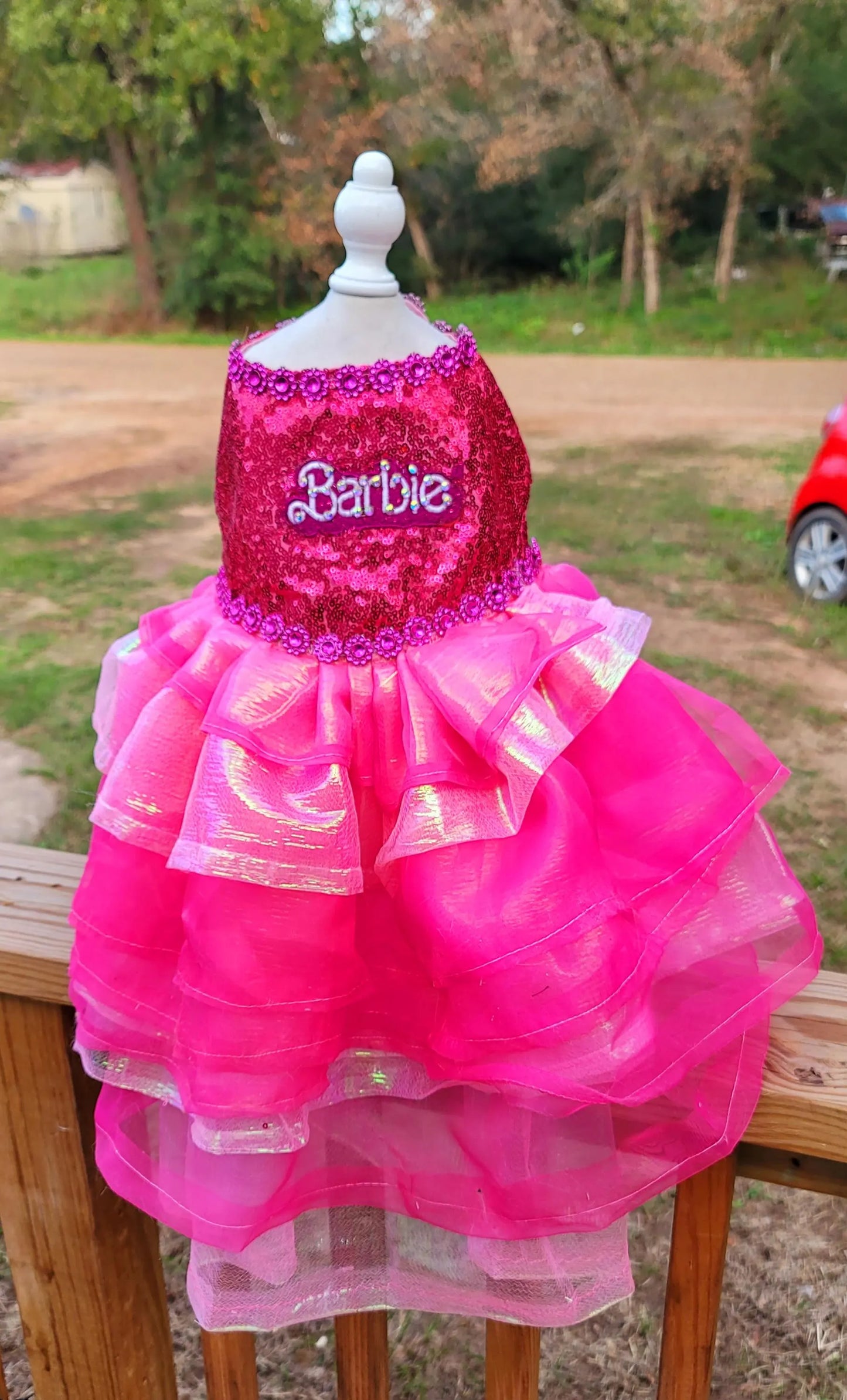 - Pink doll pet costume, Barbie sequin pink pet costume, dog barbie pink pet costume, wig pet costume, replica Barbie pet costume