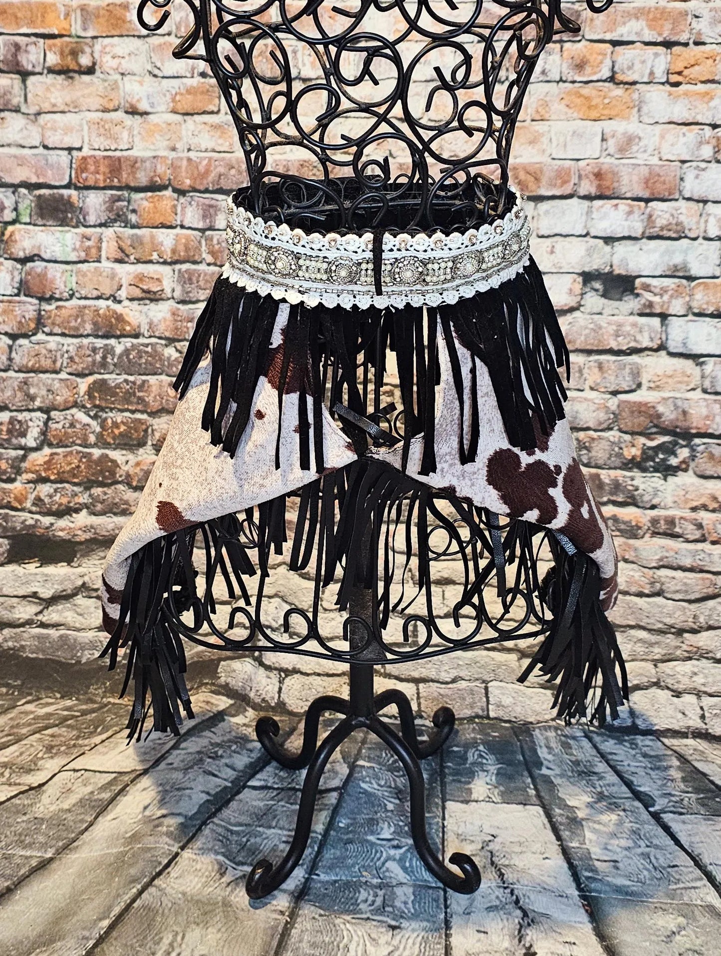 - Western pet chaps, western dog chaps, western cat chaps, chaps for dogs, fringe pet chaps, fringe dog chaps, western pet pants