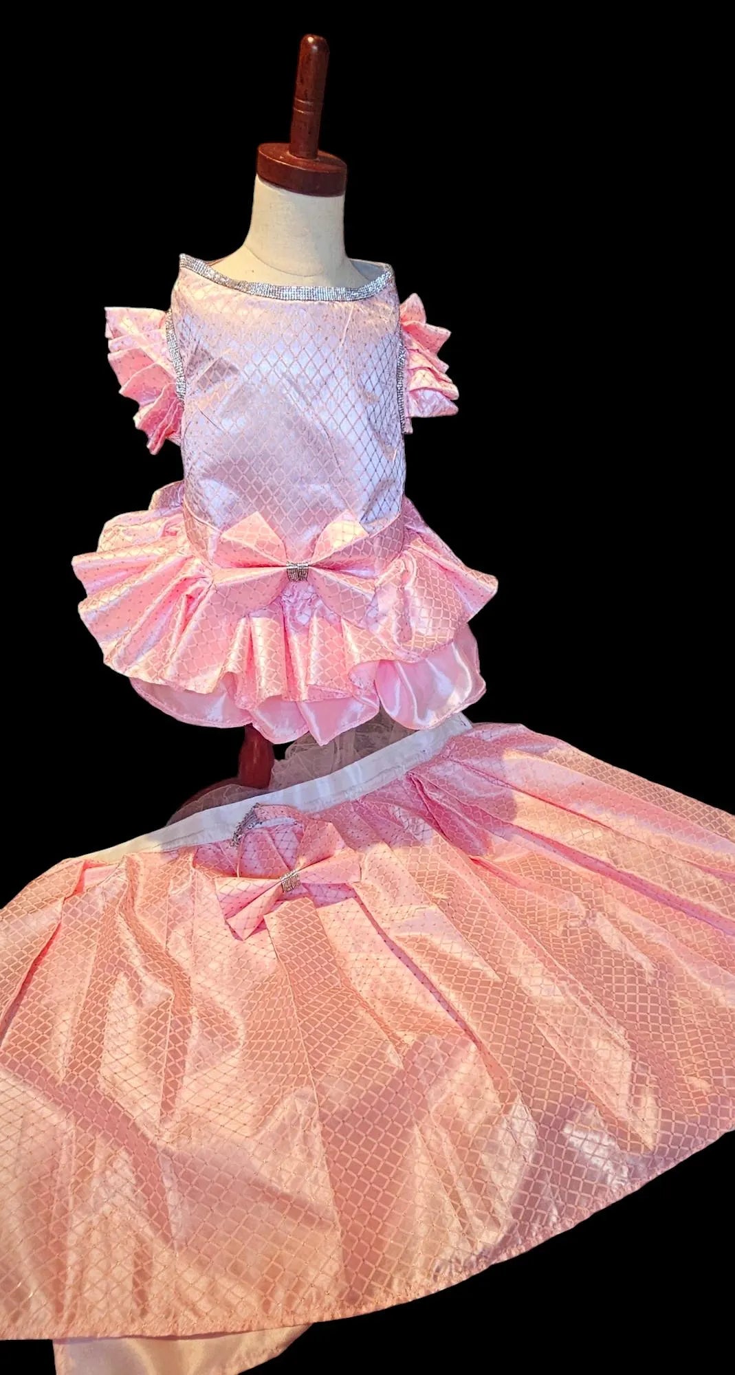 Detachable train pet dress, elegant pet dress, elegant detachable train dog dress, wedding pet dress, pretty in Pink pet dress